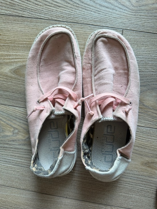 Hey Dude Shoes - Hey Dude Women's Pink Canvas Moccasins